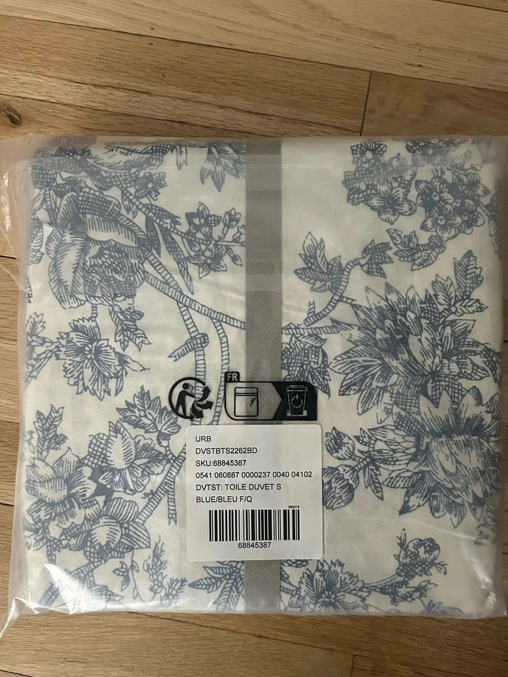 Blue Floral Toile Bedding Set full/queen